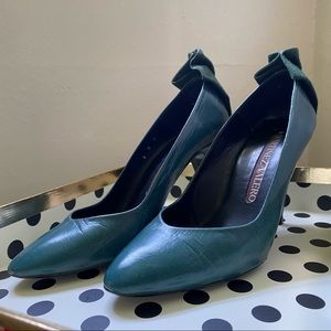 MARTINEZ VALERO. Size 5.5